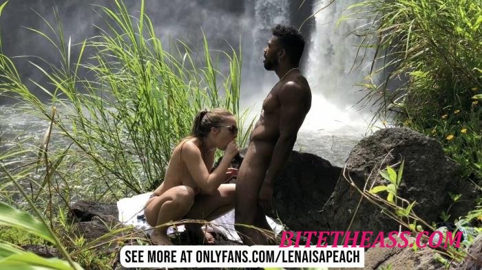 Lena Paul - Hawaiian Waterfall Sex. OnlyFans [FullHD 1080p]