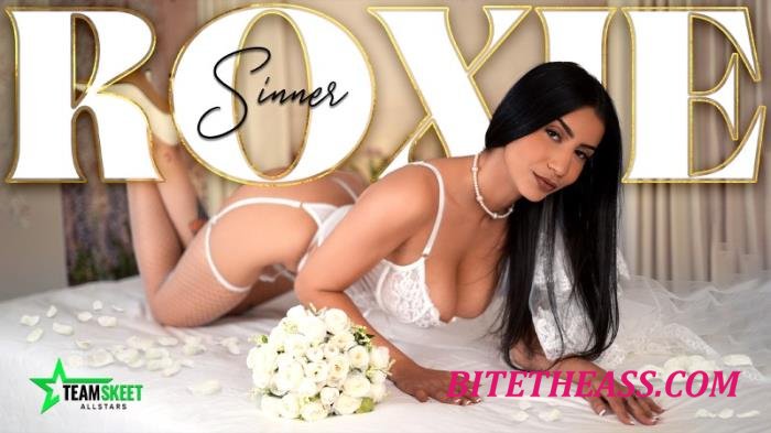 Roxie Sinner - May Spotlight: Roxie Sinner is Desperate to Get Pounded [FullHD 1080p]