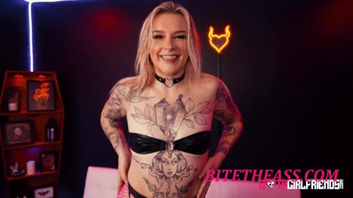 Sammy Stoner - Inked Babe Sammy Stoner Receives A Well - Deserved Fucking [FullHD 1080p]