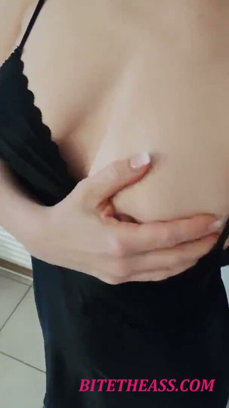 hot_GLORIA - Negligee weg- MILF Bruste und hei?e Muschi raus! Selbst gefilmt direk... [SD 608P] 