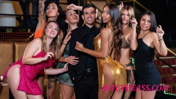 Lia Lin - Bouncing and Banging [FullHD 1080p]