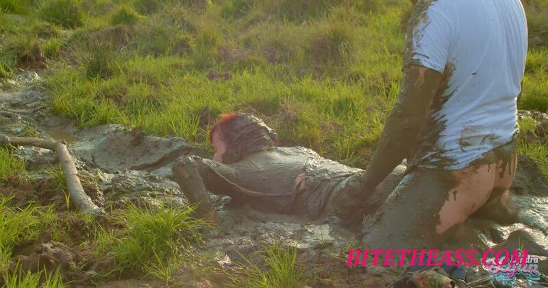 LyndraLynn - Lara croft wird im schlamm gefickt [FullHD 1012P] 