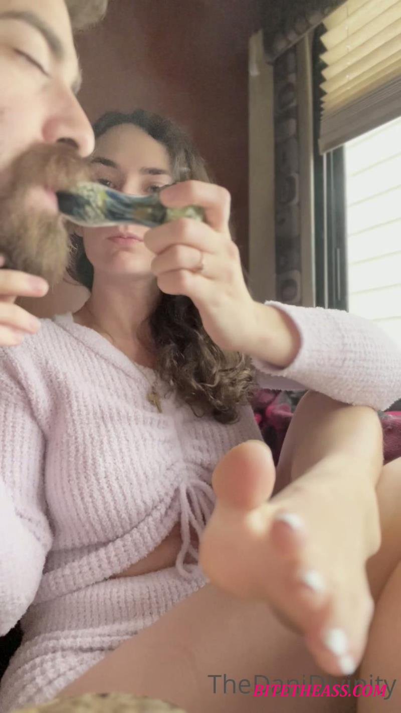 Dani Divinity aka thedanidivinity in clip This was at four twenty yesterday but my net is so bad here it took this long to uplo [FullHD 1080P]