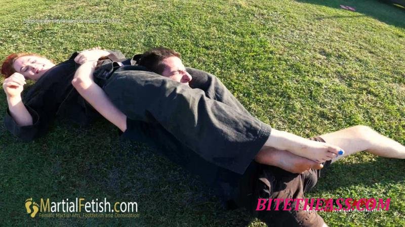 Martial Fetish - Alexis Luna outdoor black gi mixed wrestling domination [4K 2160P] 