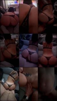 Batgirl - Hei?e milf brauch es beim Spielen und muss sich ausziehen und auf den sc... [SD 406P] 