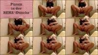 Hot-Pussy66 - Pissen in der reha dusche [FullHD 1080P] 