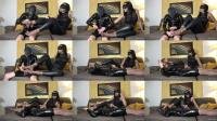 Italian Goddess Gaia in clip Cum On My Pantyhose After The Countdown [FullHD 1080P]