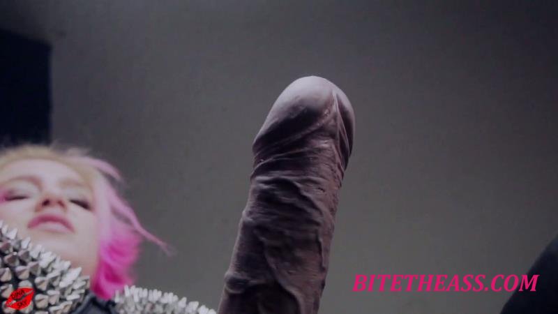 Dina Sky - Natayla S Caged Pet Face Fucked [FullHD 1080P]