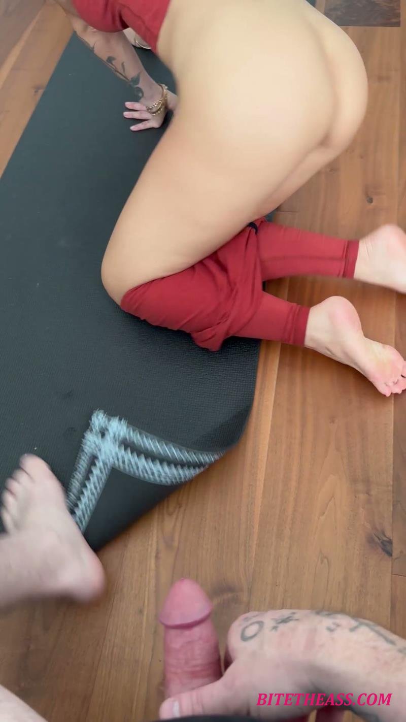 Asa Akira - Watching Me Stretch Turns Him On [FullHD 1080P]