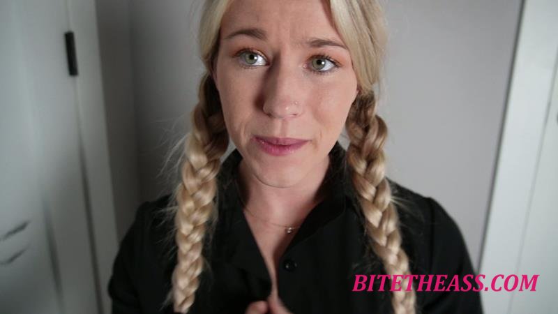 keeks 3005 - Fucking Your Waitress On Your Wifes Birthday [4K 2160P]