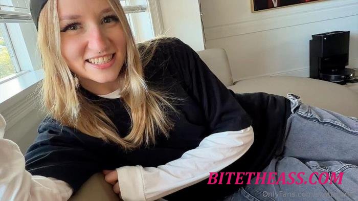 Abbie Sykes - Tomboy Best Friend Proves Shes Not Lesbian [FullHD 1080p]