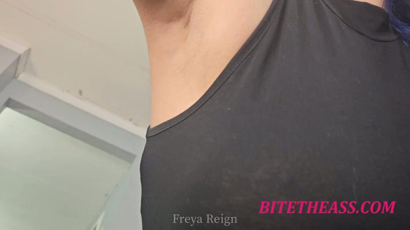  Freya Reign - Pegging Reward For Public Bisexual Display [FullHD 1080]
