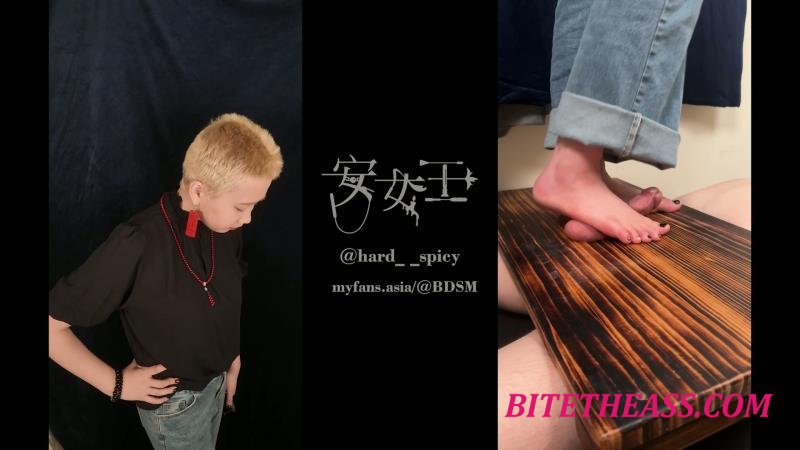  Mistress Ann - Randomly Stomping On Balls Increases Post Cum Sensitivity [FullHD 1080]
