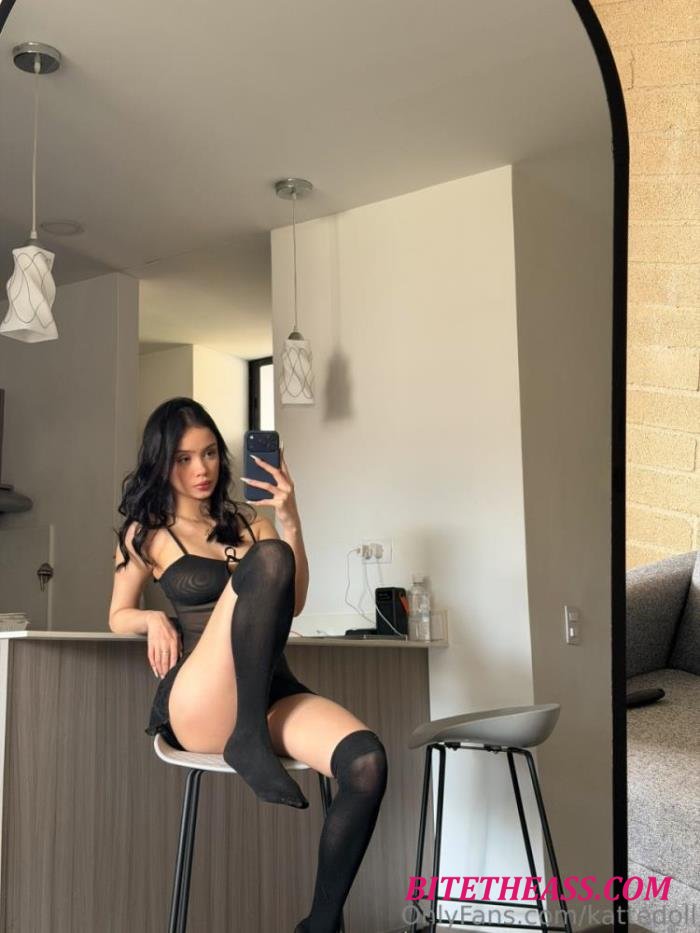 Kattedoll, Catawaiss - 3some - Share A Cock Sextape [FullHD 1080p]