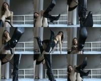  Lady Suzanne - How To Lick My Boots [SD 576]
