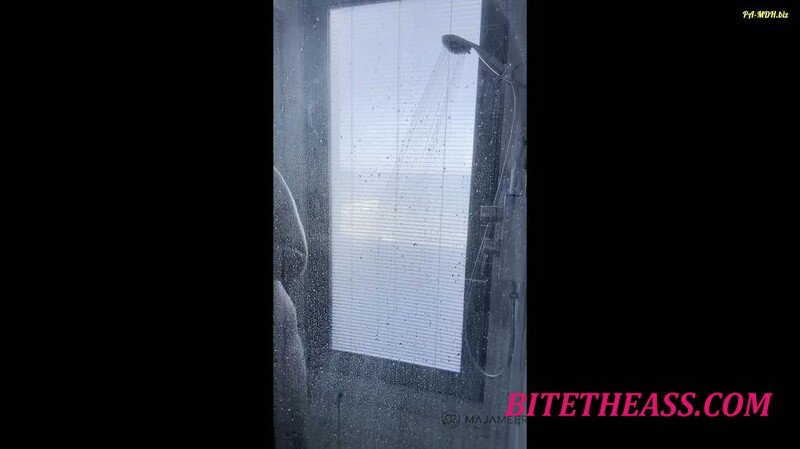 Maja-Meer -  Maja-Meer - Allein in der Dusche aber du bist eingeladen [FullHD 1080]
