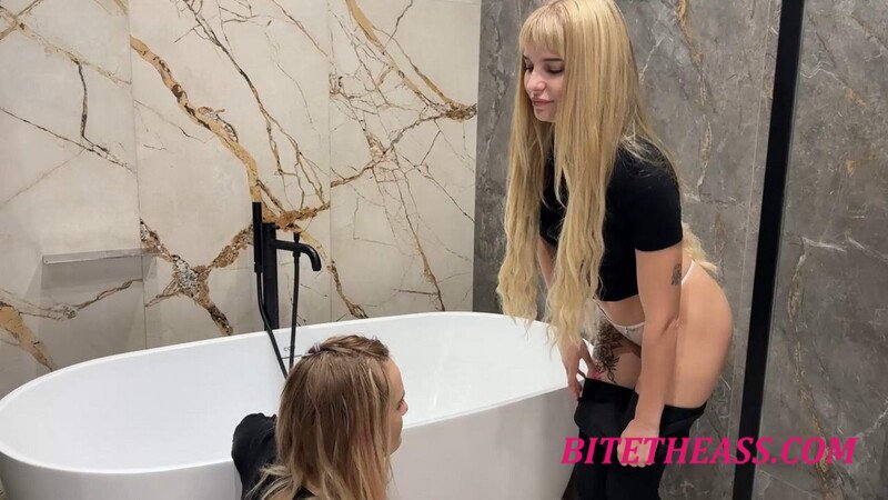  Petite Princess Femdom: Pregnant Bitch Licks And Sucks Anus Of Mistress Dorimills - Lezdom Rimjob [FullHD 1080]
