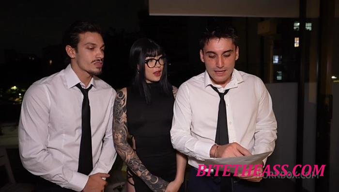 Aradiahell - Wild Threesome and Double Penetration with an 18yo Tattooed slut - Acadia Hell [SD 480p]