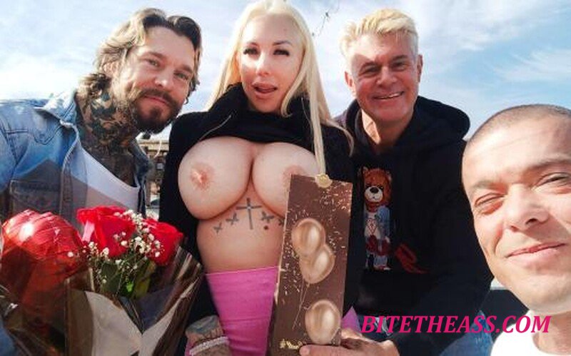 Kyra Hot -  Kyra Hot - Perfect Body Juicy Cunt [FullHD 1080]
