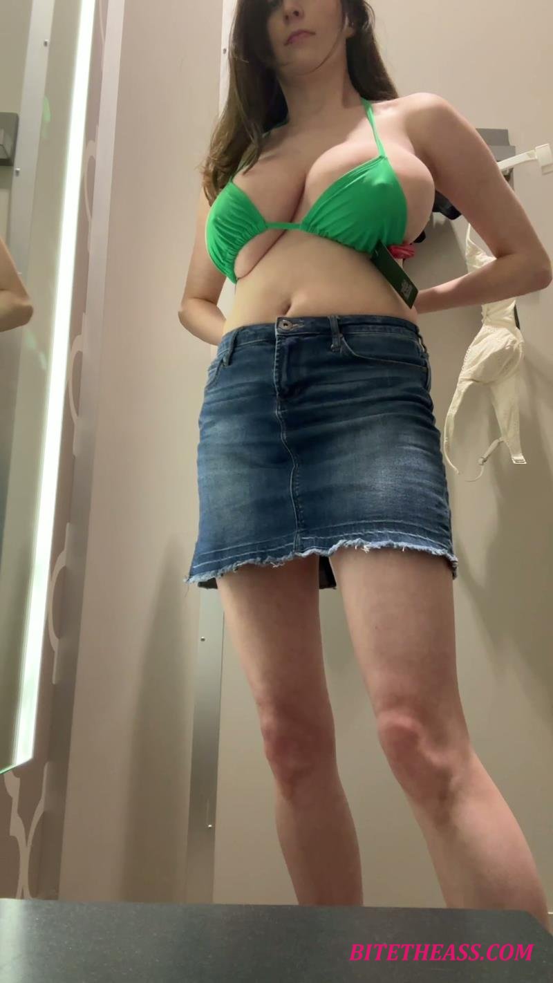  Lori Taylor - Try On Bras [FullHD 1080]
