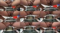 pussycat33 -  pussycat33 - Haarige Muschi pisst in die Schussel [FullHD 1080]

