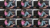  Alpha Babe Lucy - Ignorant Facesitting Couch Breath Control [FullHD 1080]

