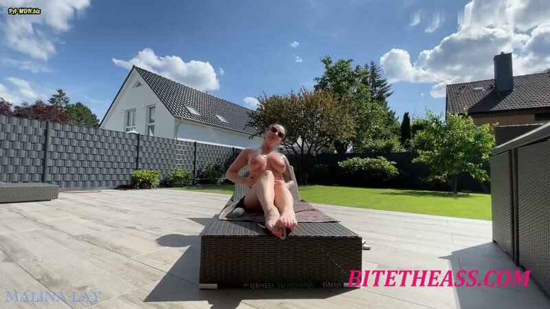 MalinaLay -  MalinaLay - Auf der Terasse entspannen, einolen und sich verwohnen [FullHD 1080]
