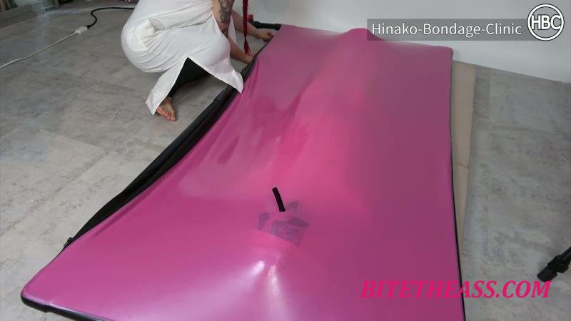  Mistress Hinako - Mummification Inside Vacuum Bed [FullHD 1080]
