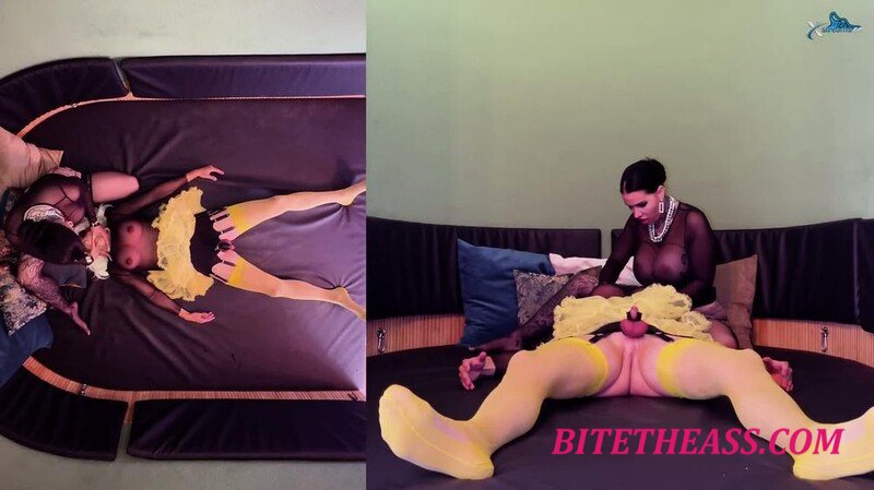 MissAlessaMilano -  MissAlessaMilano - Nylonfu?en Spuren Und Facesitting [FullHD 1080]
