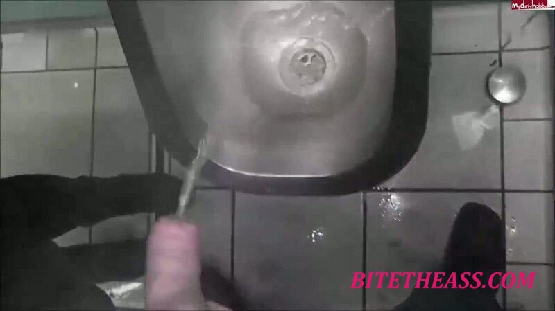 sexyvenushuegel -  sexyvenushuegel - Die Schwanzhalterin - Halten, Abschutteln, sauber Lutschen [HD 720]
