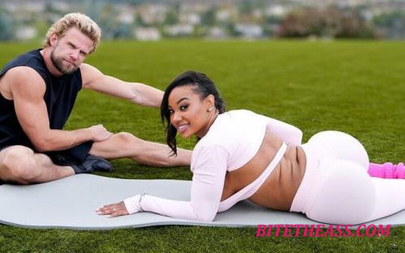 Tia Maria -  Tia Maria - Mind-Blowing Workout [FullHD 1080]
