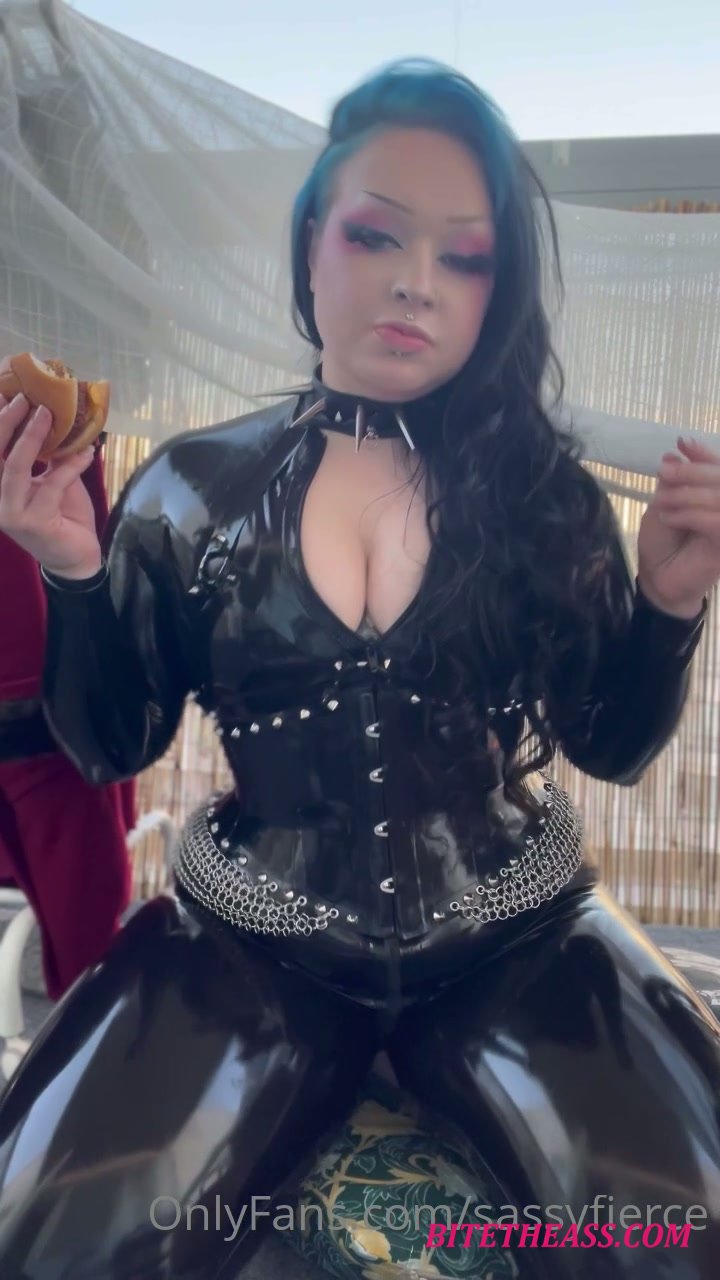  Nova The Nerd - Latex Catsuit Mugbang Chat And Corset Try On [HD 720]
