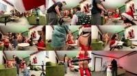 madisonwildexxx (Madison Wilde) -  madisonwildexxx (Madison Wilde) - Christmas In July Livestream [HD 720]
