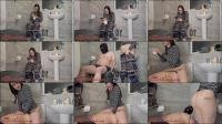  Royal Femdom: Human Toilet Paper Slave [FullHD 1080]
