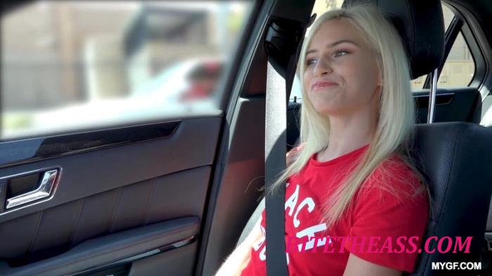 Kiara Cole - Petite Blonde Can't Wait For Dick [FullHD 1080p]