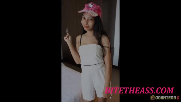 Johntronx - Soe - Sultry Asian Striptease Escalates into Steamy Spectacle (11.07.2026) [FullHD 1080p]