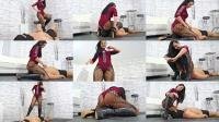  Boss Girls - Mistress Luciana - Ass Crush [FullHD 1080]
