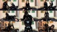  Saint Shinaina - Pegging In Latex Catsuits [FullHD 1080]
