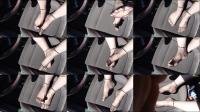 Footfetish -  Footfetish - Fu?e Von Nylonjunge in Strumpfhose Im Auto [FullHD 1080]
