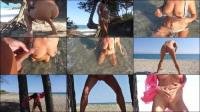 Pia_von_Padberg - Golden Shower Szenen am Meeresstrand [FullHD 1080P] 