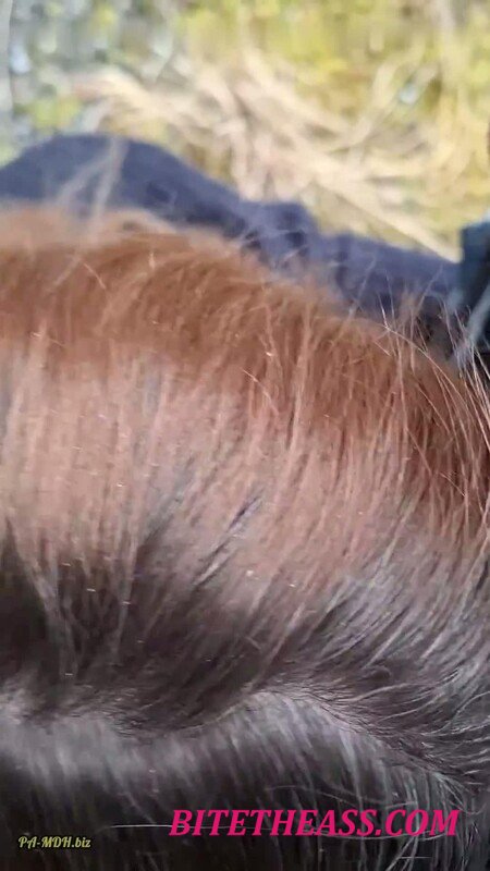 Roxxy_undHerrFigsy - Geiler Spaziergang mit Blowjob und abgesahnt [FullHD 1080P] 