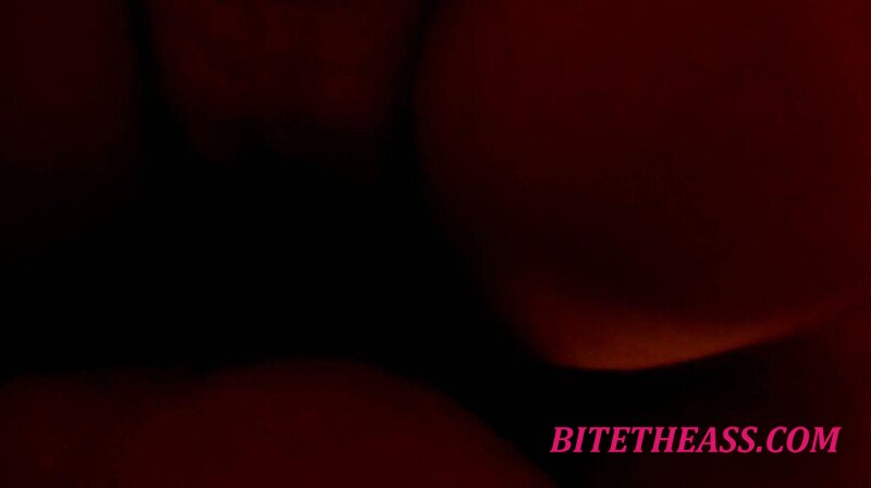 SweetChloe - Gefangen - Beim masturbieren [FullHD 1080P] 