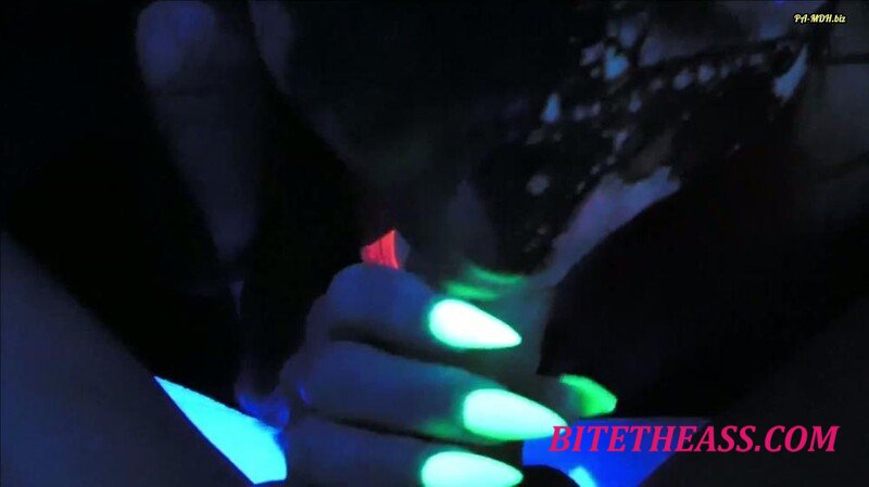 red_strawberry08 - Nahaufnahme Blasen [FullHD 1080P] 