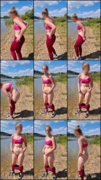 itspinkmelina - Ich pisse in einen See hat mich jemand gesehen [SD 405P] 