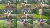 TatjanaYoung - Mein erstes mal NS - Pissen in der Natur [HD 720P] 