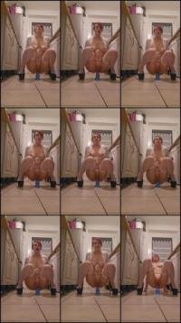 Notgeilejenny29 - Jenny reitet ihr Arsch [SD 404P] 