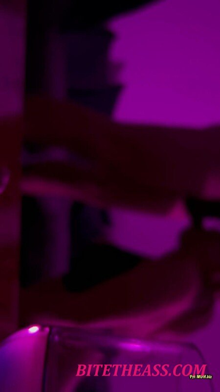 BootySuzi - Gierige Bootysuzi [FullHD 1080P] 