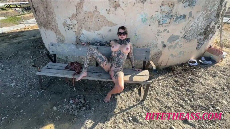 merry4fun - Selbstgemacht im Freien - Mangoplantage - Dirty Malaga Story [FullHD 1080P]