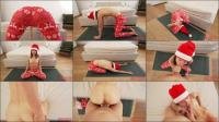 Gina Gerson - Christmas Yoga [FullHD 1080P]