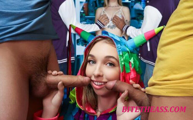 Breezy Bri -  Breezy Bri - Frat Boys� Fuck Pinata [FullHD 1080]